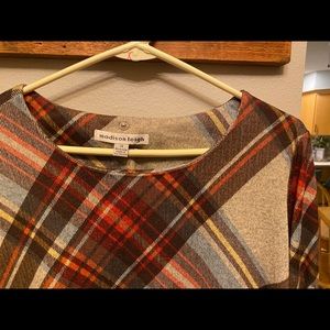 This cute fall dress is adorable with booties/boots -like new.